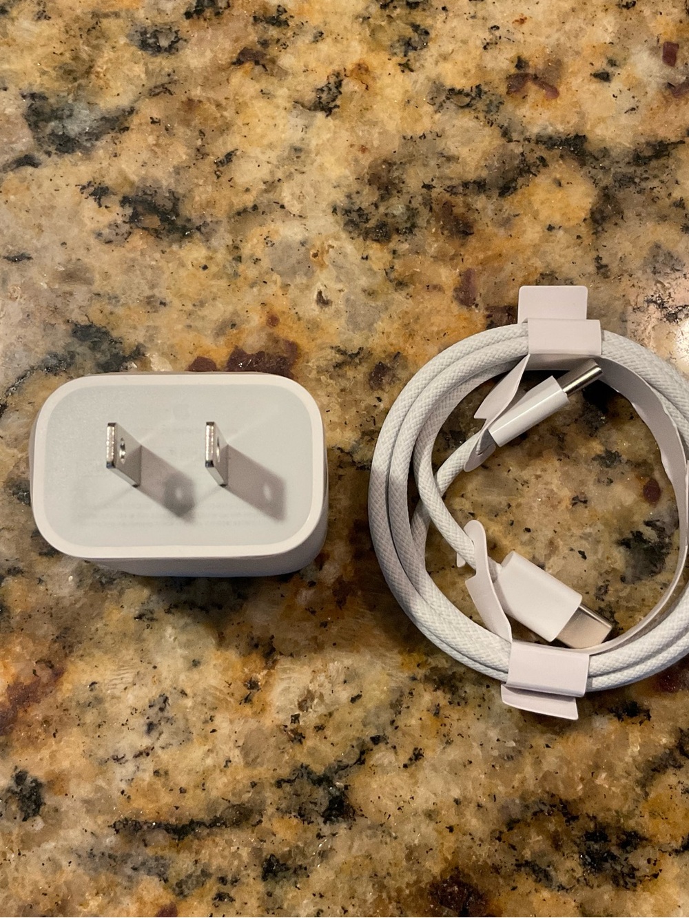 Apple IPhone 20w C fast charger NEW